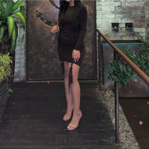 Rouched Longsleeve Dress - Picture 4 of 5